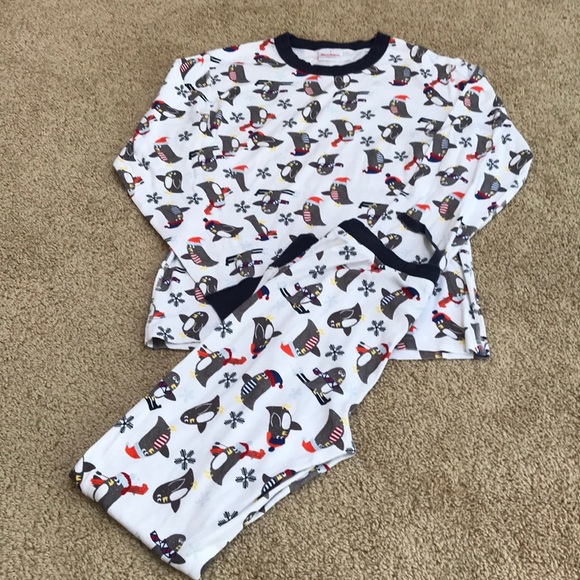 Hanna sleepwear hotsell